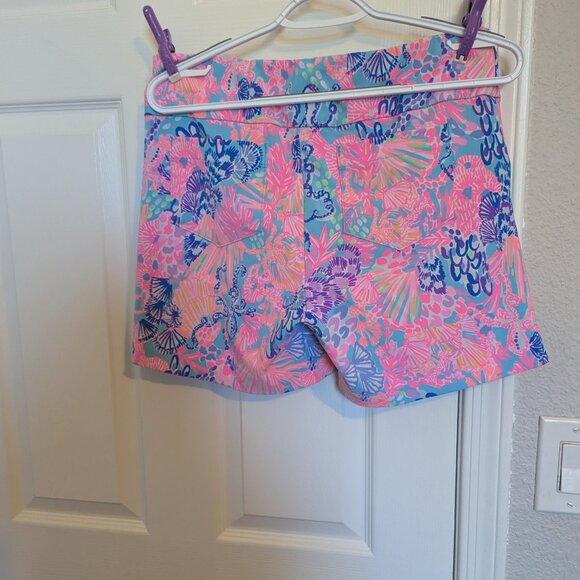Lilly Pulitzer  Luxletic 5" Nakia Multi Splendor In The Sand Shorts | 8  UPF 50+ - Picture 6 of 12